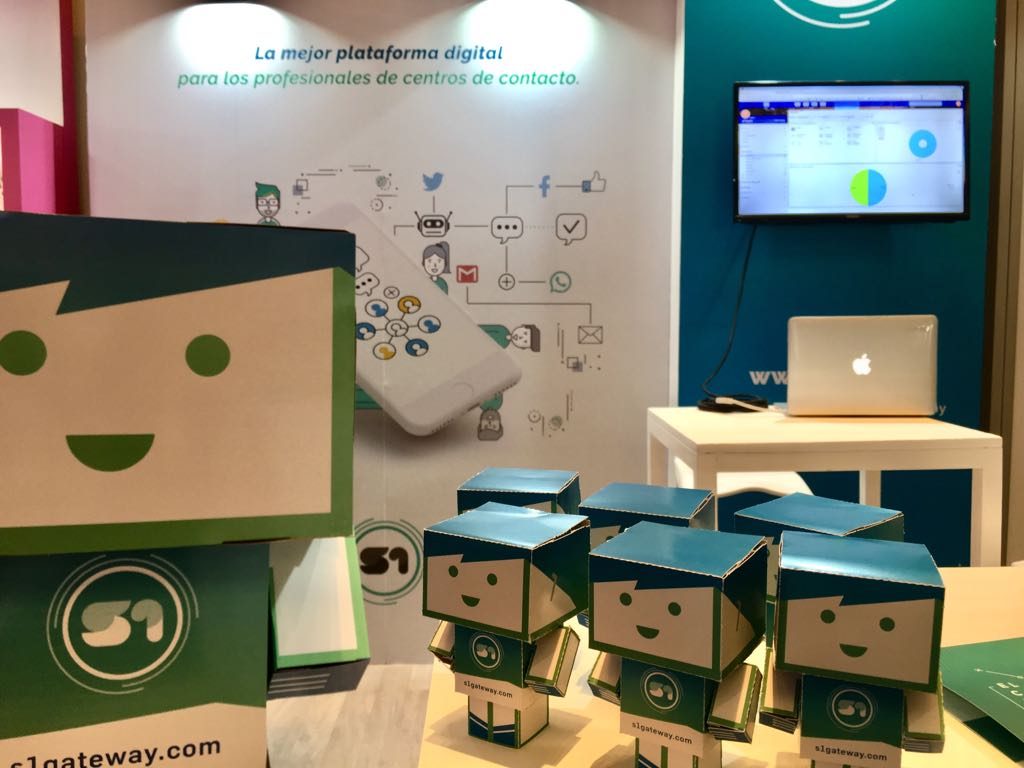 S1-Bots-22-global-connection-forum-imt-stand